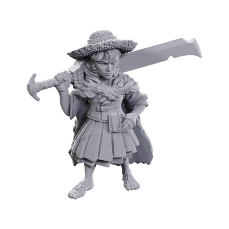 Pathfinder Battles Deep Cuts: Female Halfling Magus Low-Level